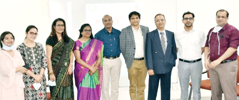 भ्रूण में फ्लूइड एकत्रित होने पर उचित चिकित्सकीय प्रबंधन-उपचार की जरूरत