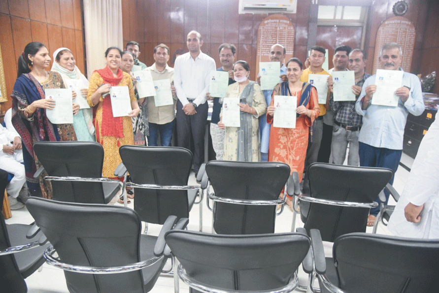 लंबित नागरिकता के 14 मामले केवल तीन माह में निपटा दिये गये