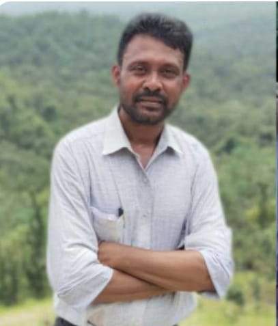 अपहृत सब इंजीनियर 48 घंटे से नक्सलियों के कब्जे में अपहृत सब इंजीनियर 48 घंटे से नक्सलियों के कब्जे में