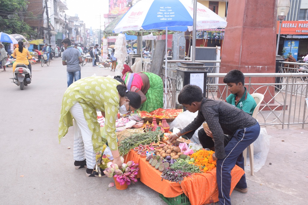 देवउठनी पर बाजार में बढ़ी रौनक