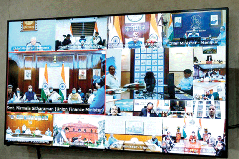  इंफ्रास्ट्रक्चर और इकोनामी ग्रोथ पर निर्मला सीतारमन ने सीएम से की चर्चा