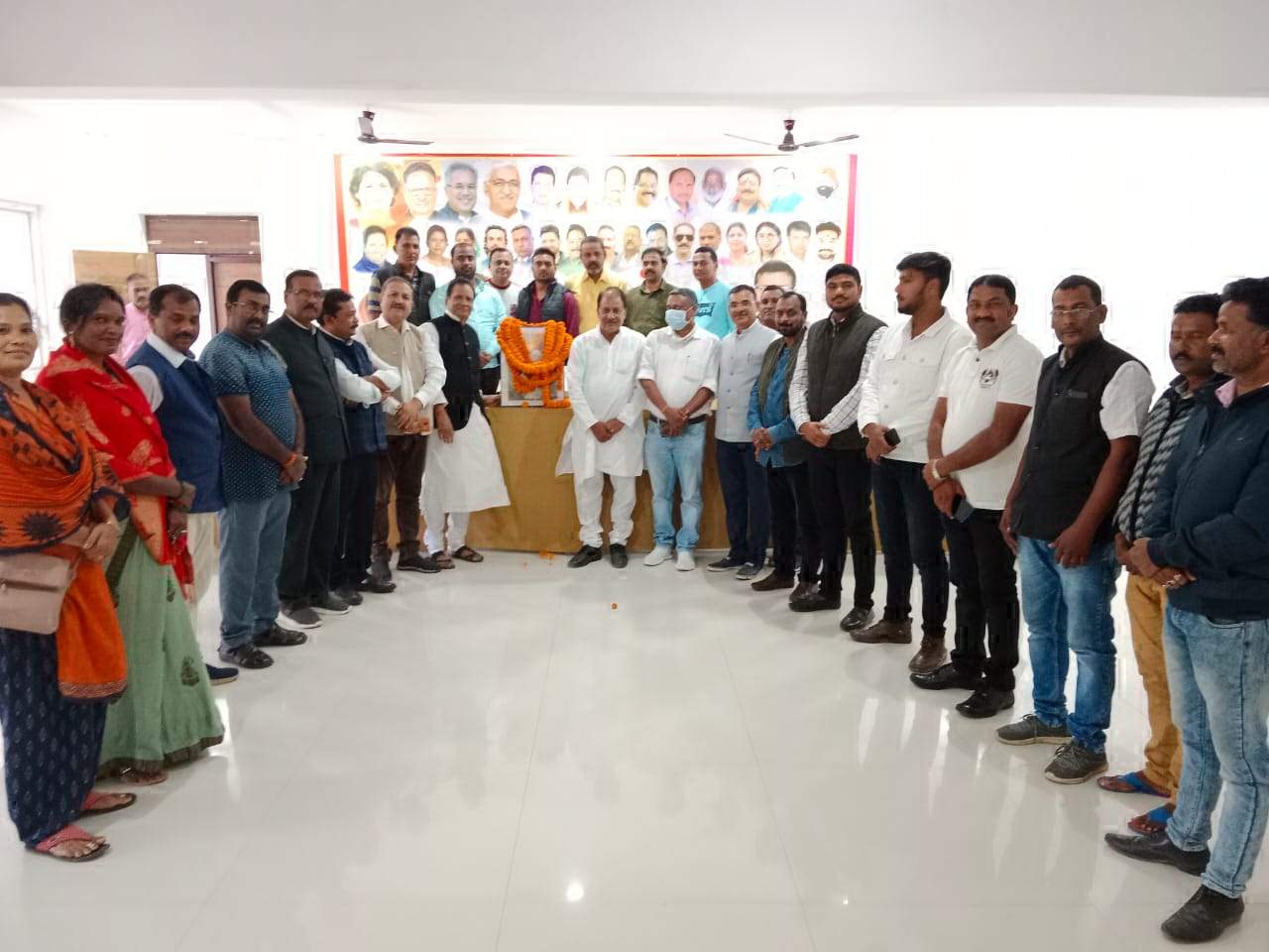 जयंती पर बिरसा मुंडा को किया याद