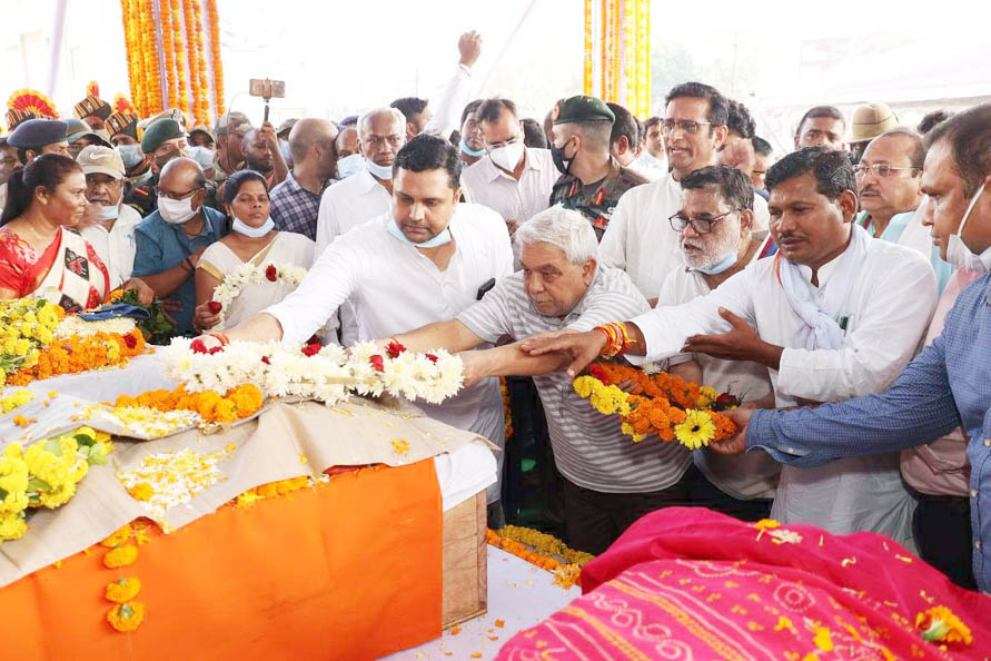 जब किसी की शहादत होती है तो उसकी पीड़ा क्या होती है मैं इसे अच्छी तरह से समझ सकता हूं-उमेश