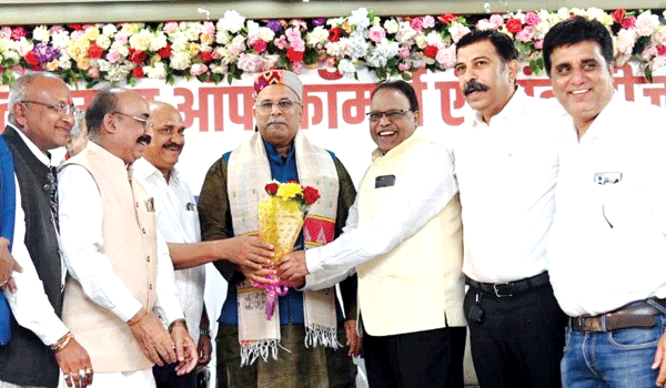   सीएम को देश में सर्वश्रेष्ठ मुख्यमंत्री चुने जाने पर चेम्बर ने किया सम्मानित