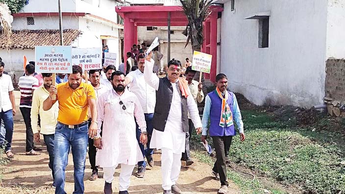 मोदी सरकार प्रतिवर्ष दो करोड़ रोजगार छीन रही-माहेश्वरी