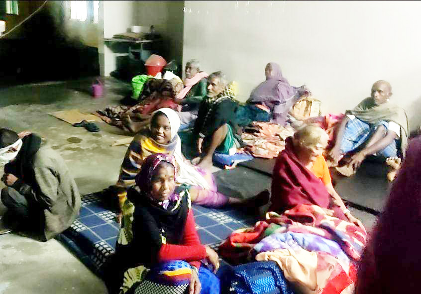 पत्थलगांव अस्पताल में मोतियाबिंद कैंप