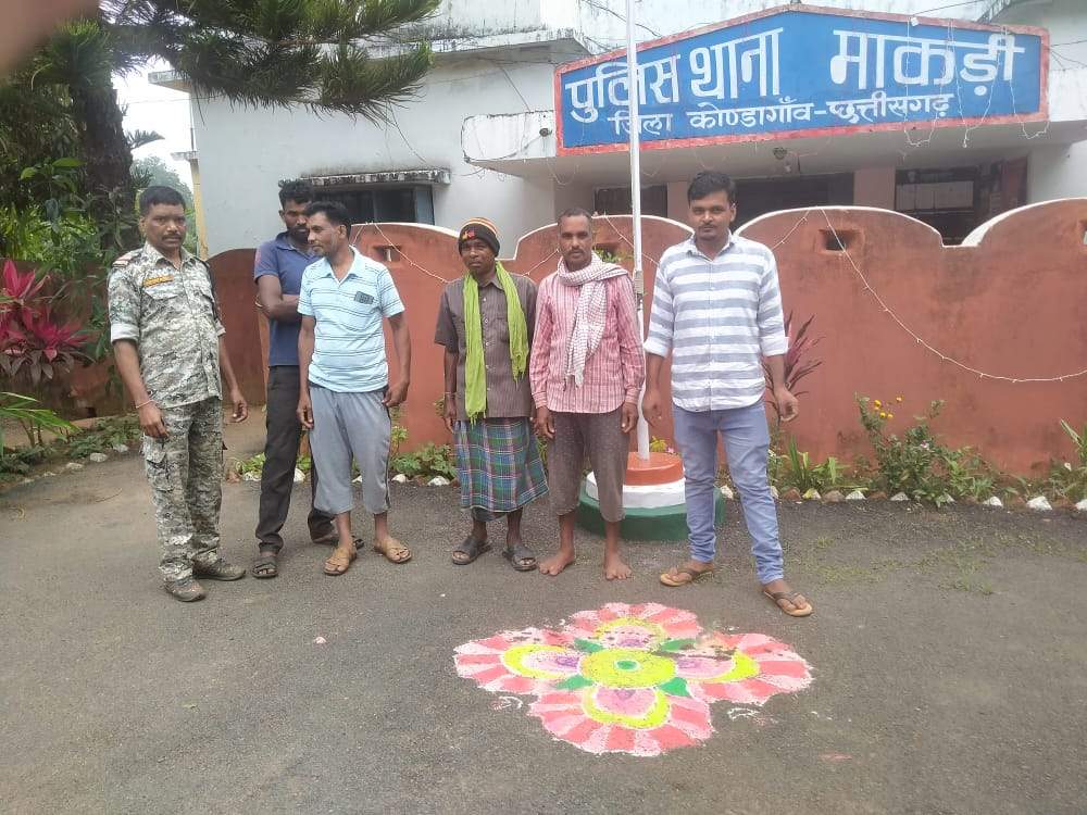 13 जुआरी पकड़ाए