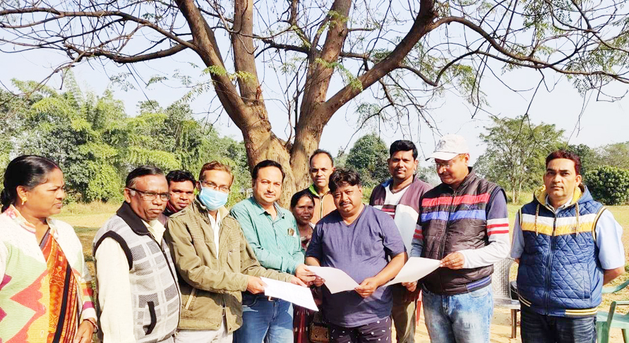 समस्याओं को ले कुनकुरी विधायक को सौंपा ज्ञापन