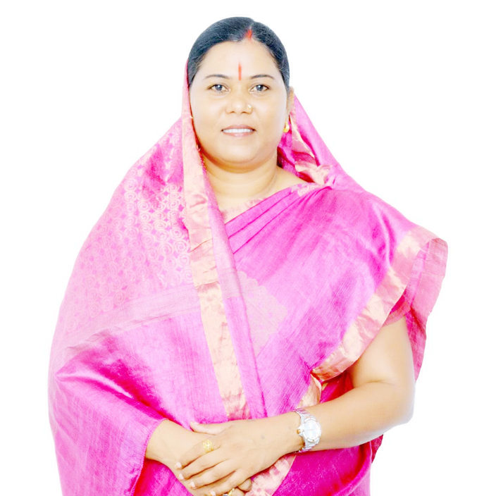 सीएम बयान के लिए माफी मांगें - सांसद गोमती