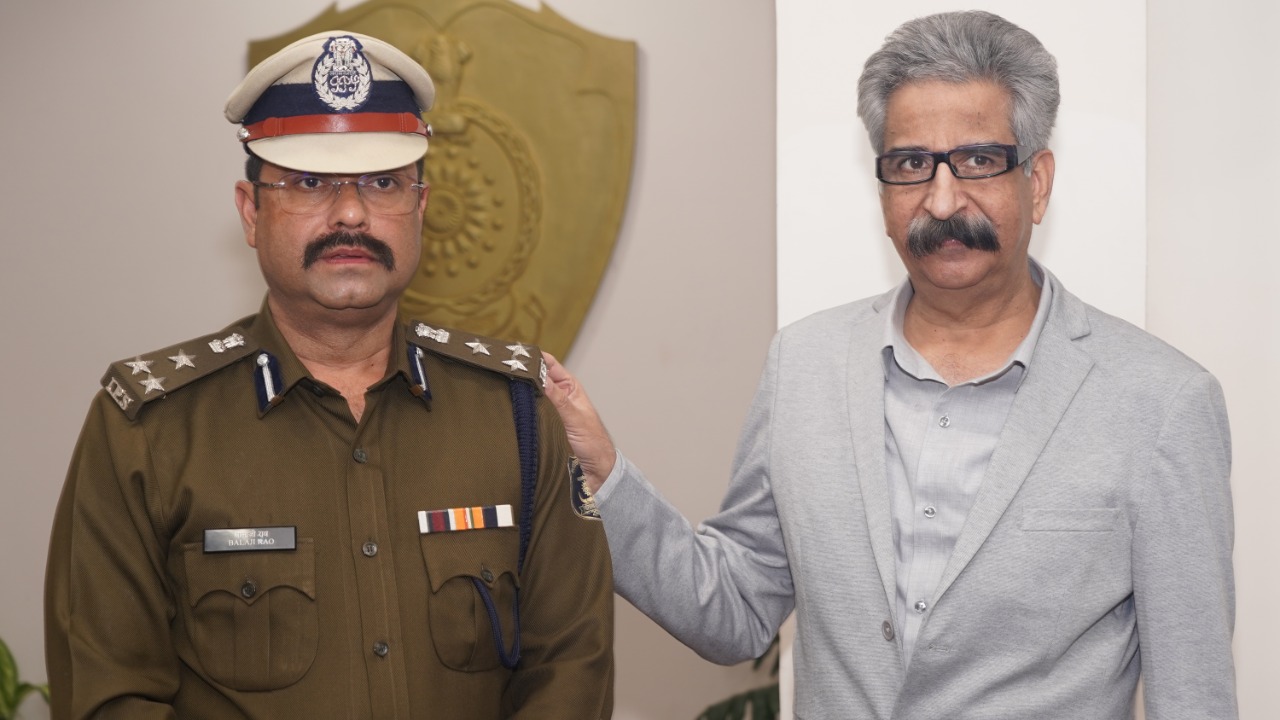 बालाजी राव बने डीआईजी, डीजीपी ने स्टार लगाकर दी शुभकामनाएं