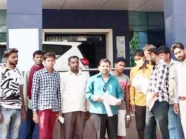 बलौदाबाजार में बन रहे कॉम्प्लेक्स का कोराबारियों ने किया विरोध