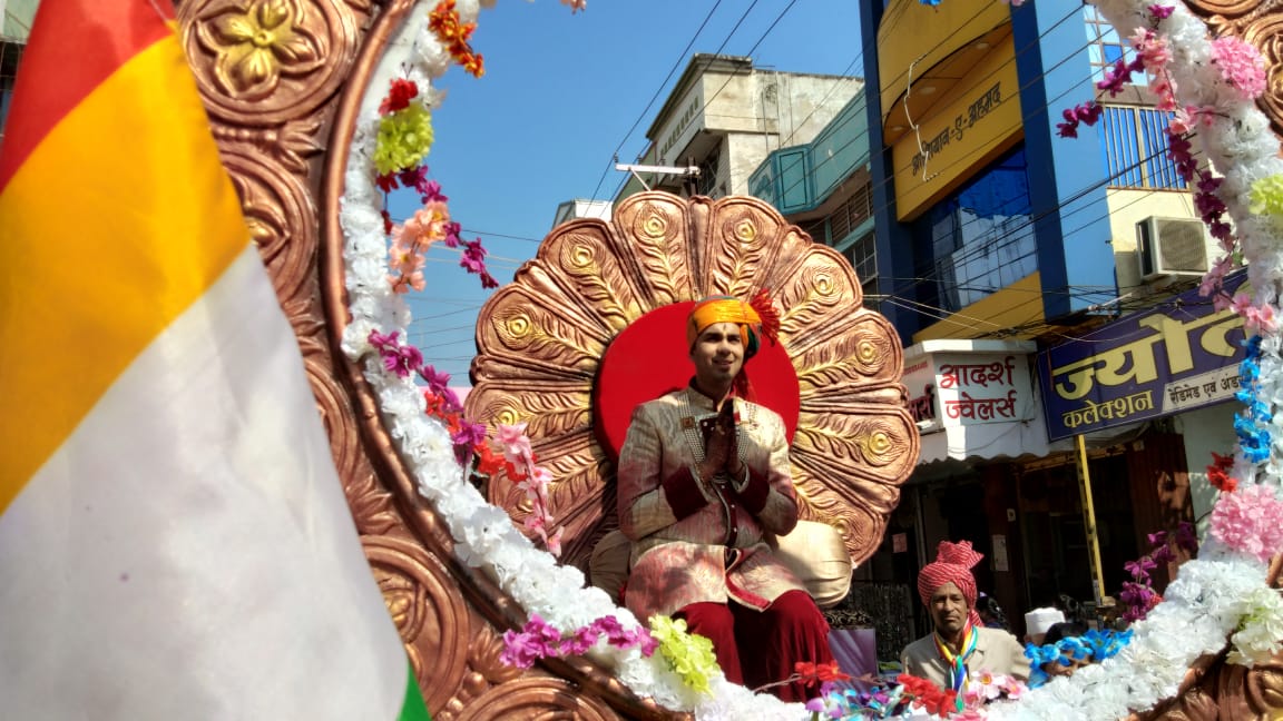 अध्यात्म की राह चुने मयंक 2 दिसंबर को राजस्थान में लेंगे दीक्षा अध्यात्म की राह चुने मयंक 2 दिसंबर को राजस्थान में लेंगे दीक्षा