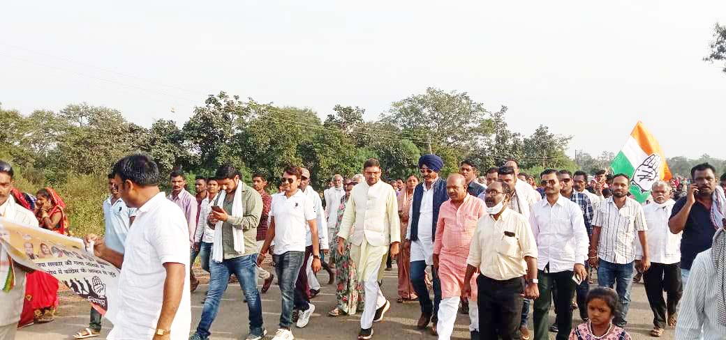 परसाटोला व आड़ेझार को मिली धान खरीदी केंद्र की सौगात, दो दर्जन गांवों के सैकड़ों किसानों में हर्ष परसाटोला व आड़ेझार को मिली धान खरीदी केंद्र की सौगात, दो दर्जन गांवों के सैकड़ों किसानों में हर्ष