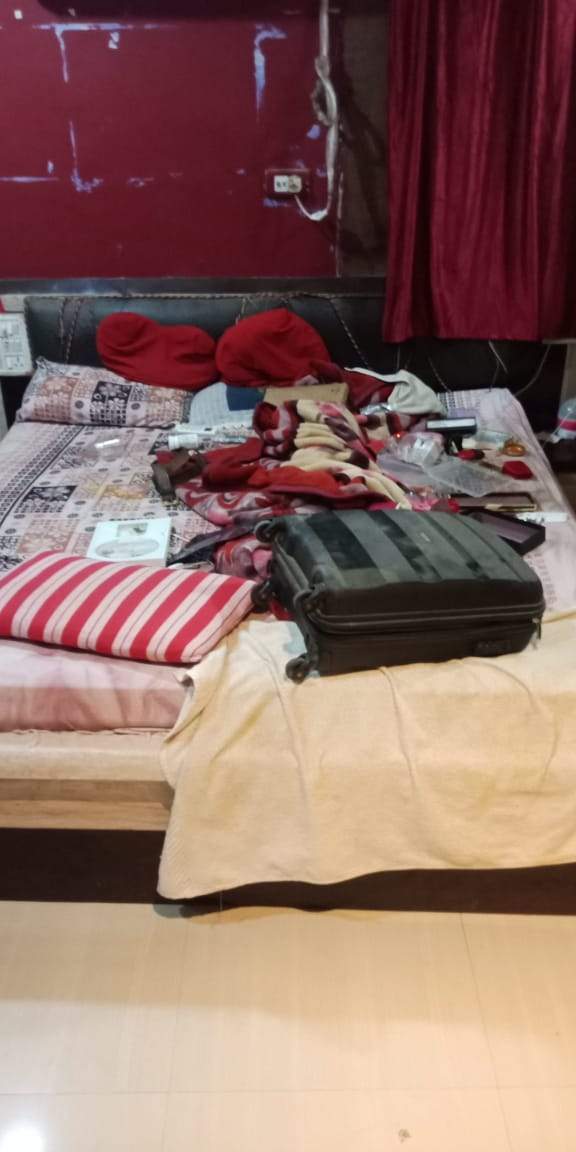 डॉक्टर के सूने घर से नगदी-जेवर चोरी