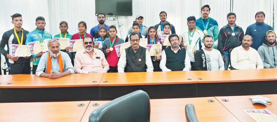 दल्ली राजहरा के खिलाडिय़ों का सम्मान समारोह दल्ली राजहरा के खिलाडिय़ों का सम्मान समारोह