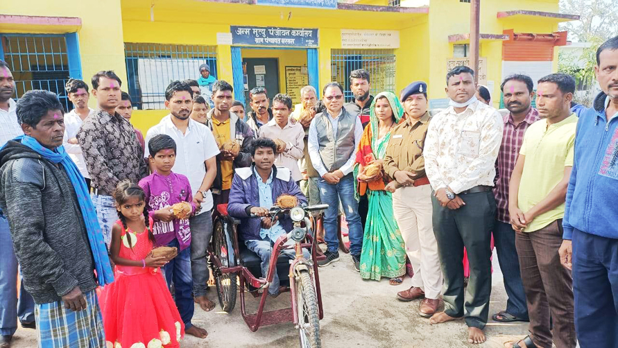 दिव्यांगता अभिशाप नहीं-नीलकंठ दिव्यांगता अभिशाप नहीं-नीलकंठ