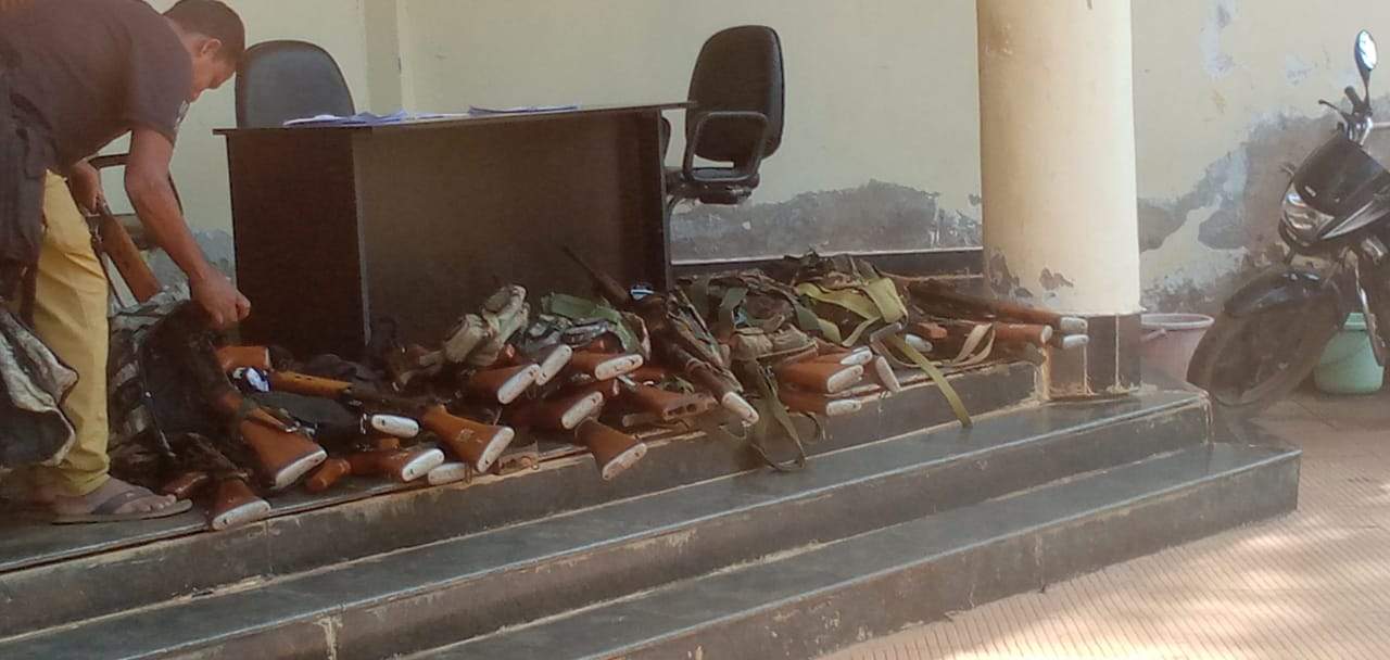 सहायक आरक्षकों के परिवार पर पुलिस ने चलाई लाठी तो सरकार के खिलाफ खोला मोर्चा