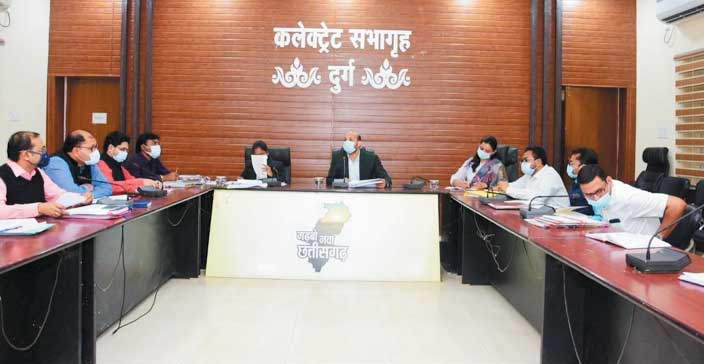 धान उठाव तेज करेंगे मिलर्स, कलेक्टर ने ली बैठक