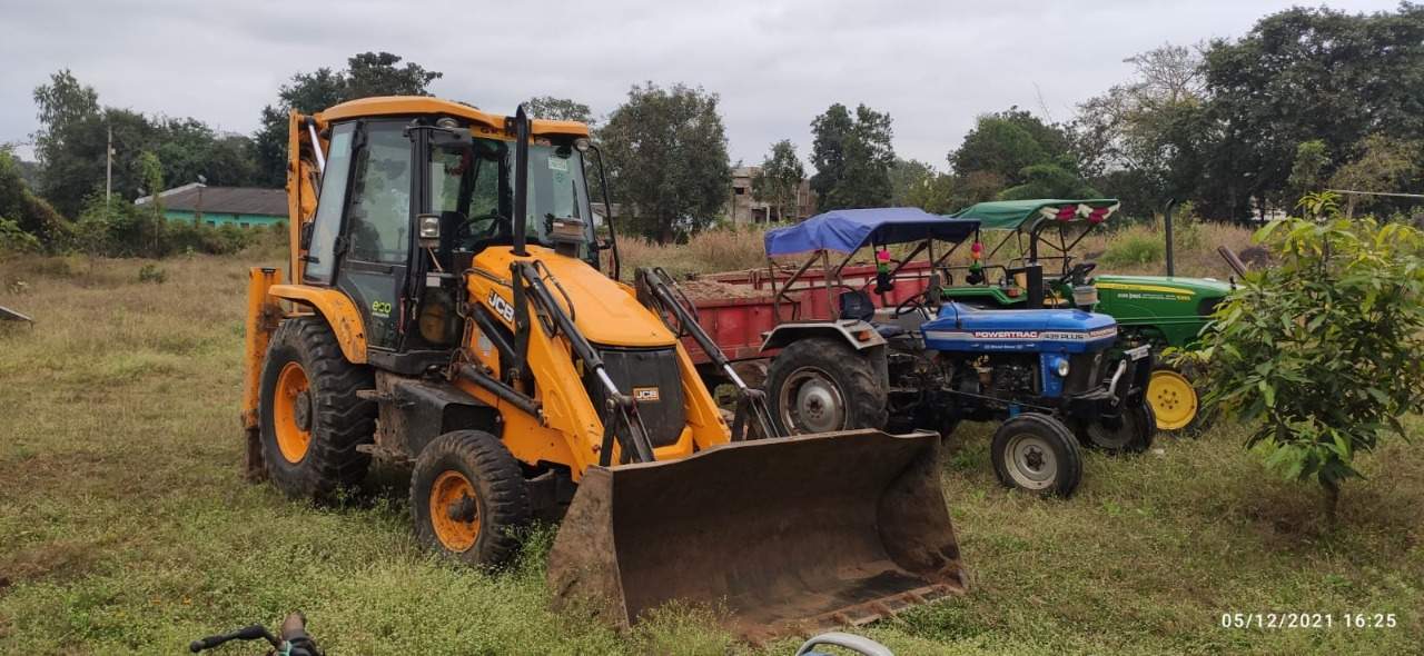 अवैध रेत परिवहन करते दो ट्रैक्टर-ट्रॉली जब्त