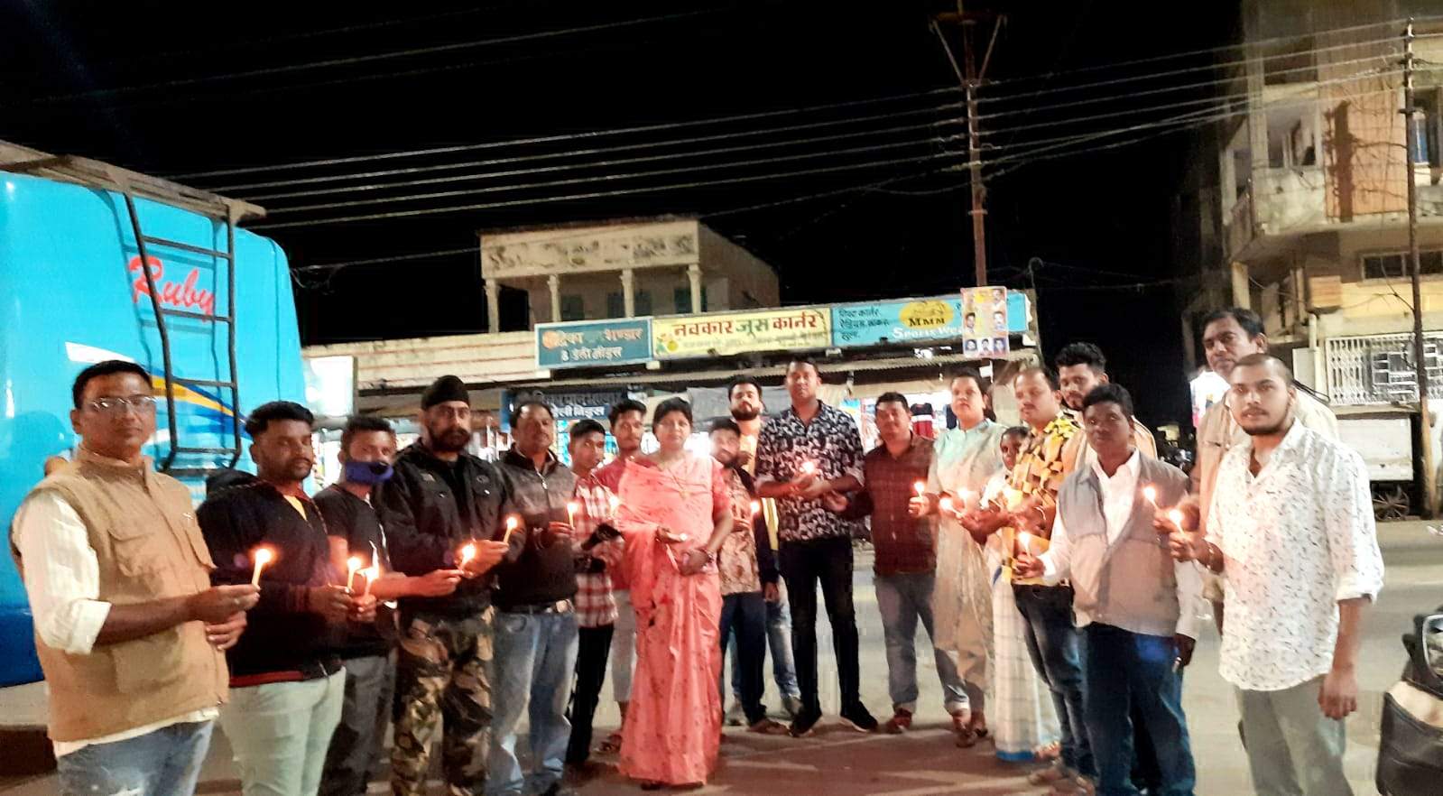 जनरल रावत सहित 13 लोगों को भाजयुमो ने दी श्रद्धांजलि जनरल रावत सहित 13 लोगों को भाजयुमो ने दी श्रद्धांजलि