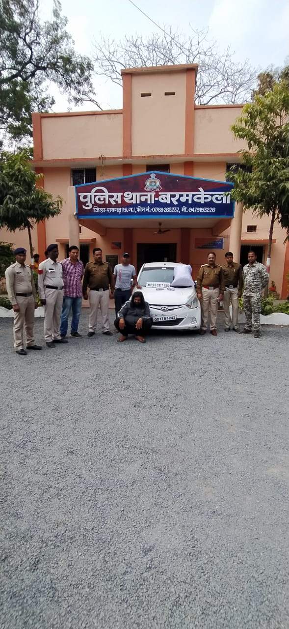 दस किलो गांजा सहित एक गिरफ्तार