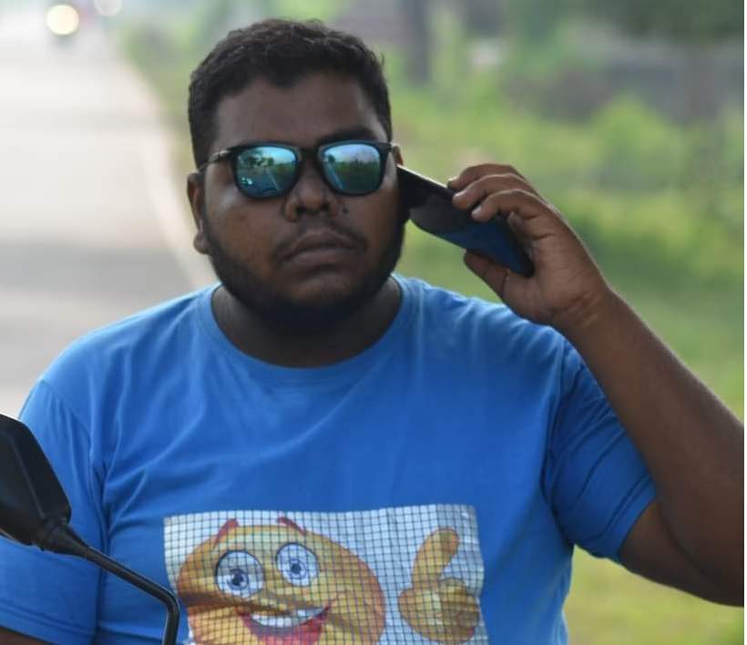 पिता के इलाज के लिये लिया कर्ज, लौटाने का दबाव बना तो युवक ने खा लिया जहर