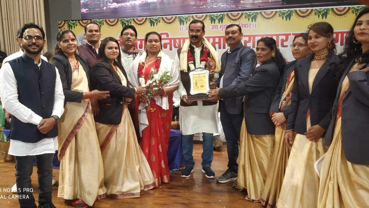 देखें VIDEO : शिक्षा से ही समाज का विकास संभव-कुंवर सिंह