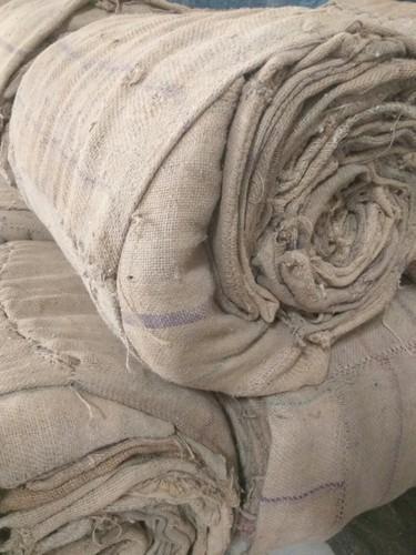 बारदाने की कमी, खरीदी की रफ्तार हुई धीमी