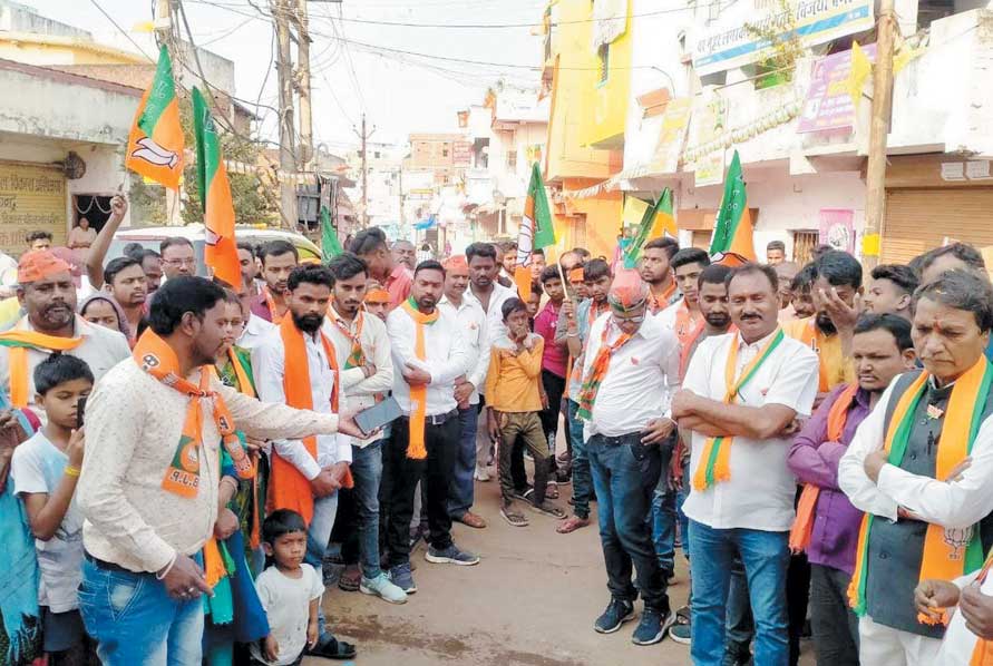 वीर शिवाजी नगर और शारदा पारा वार्ड में कांटे की टक्कर