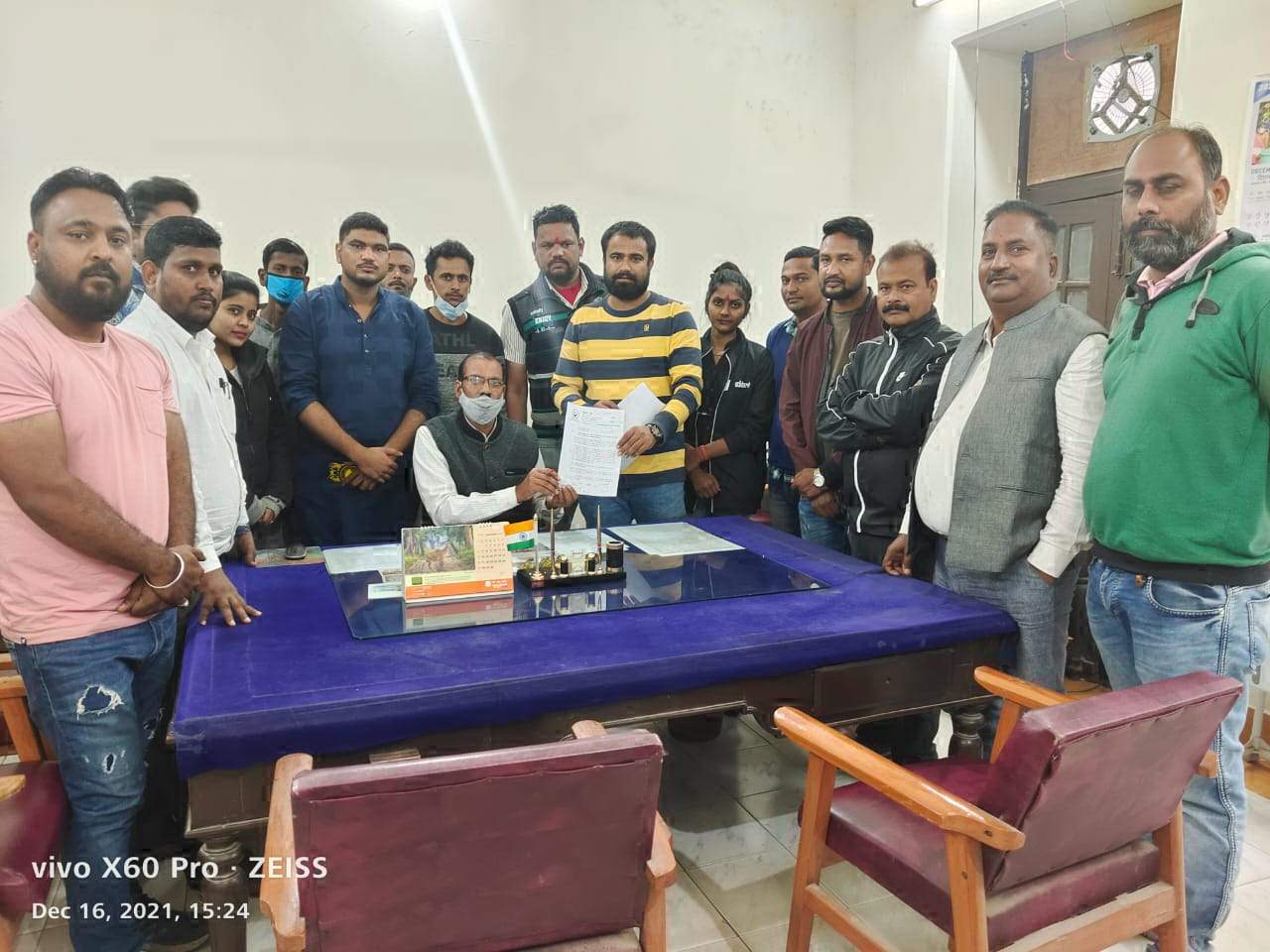 राशन दुकानों से चावल अफरा-तफरी का आरोप