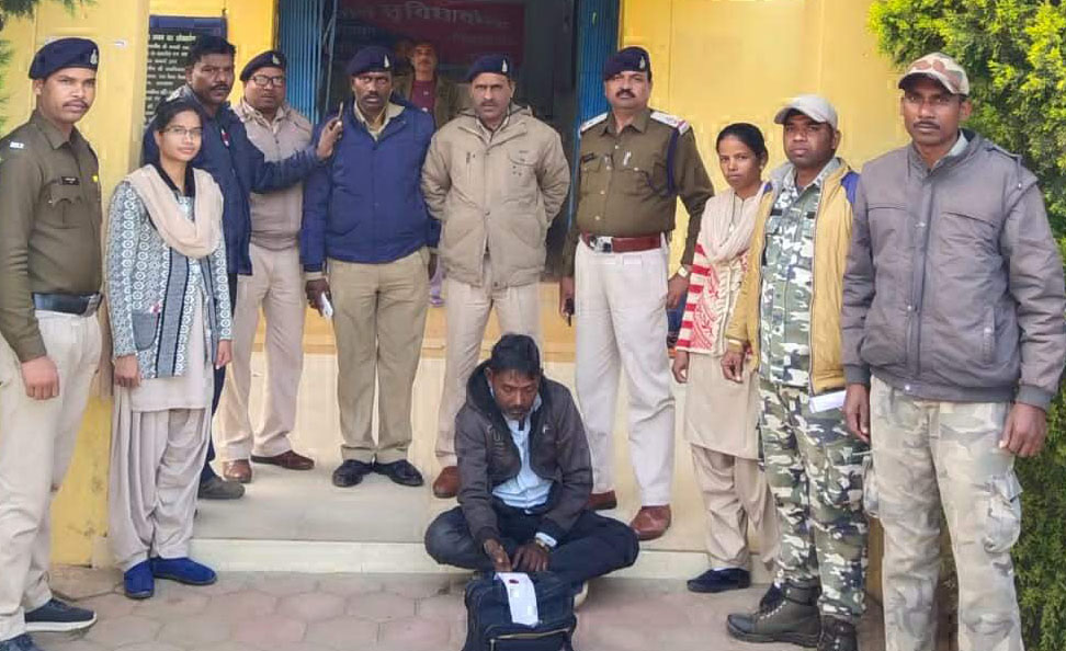 नशीली दवा इंजेक्शन, टेबलेट के साथ एक बंदी नशीली दवा इंजेक्शन, टेबलेट के साथ एक बंदी