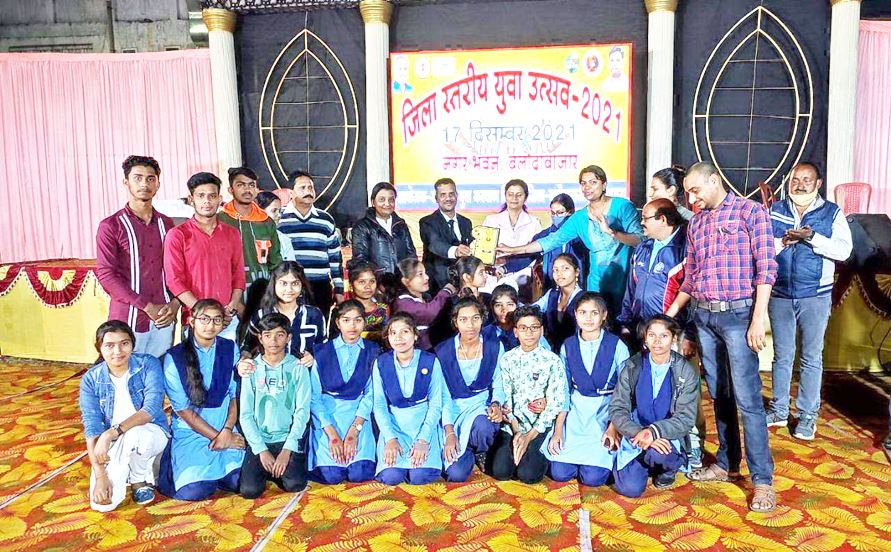 युवा महोत्सव: संभाग स्तरीय के लिए चयनित प्रतिभागी हुए पुरस्कृत युवा महोत्सव: संभाग स्तरीय के लिए चयनित प्रतिभागी हुए पुरस्कृत