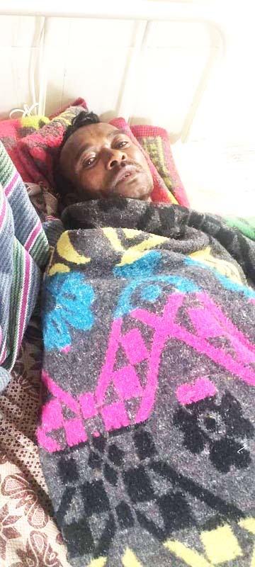 ग्रामीण पर भालू ने किया हमला, जख्मी