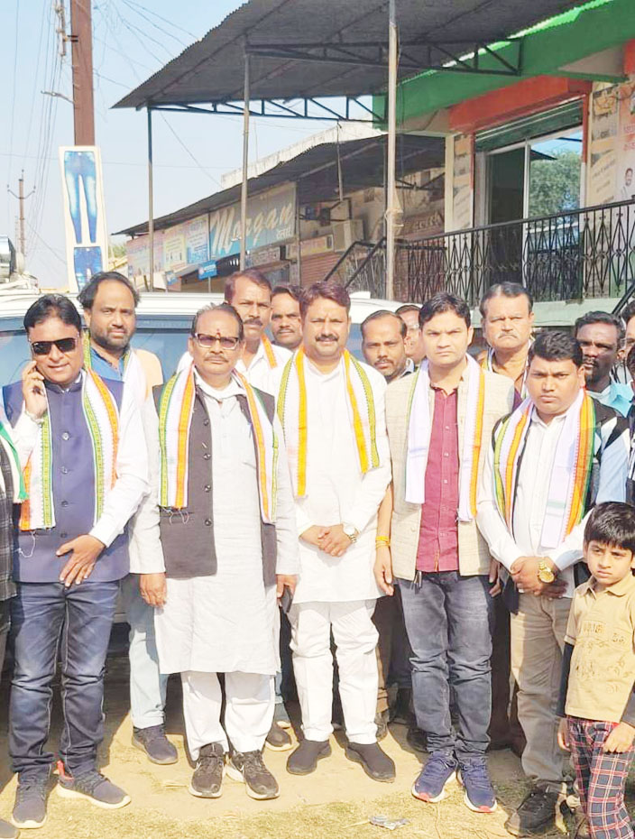 डॉ. टेकाम पहुंचे कांग्रेस कार्यालय, स्वागत डॉ. टेकाम पहुंचे कांग्रेस कार्यालय, स्वागत