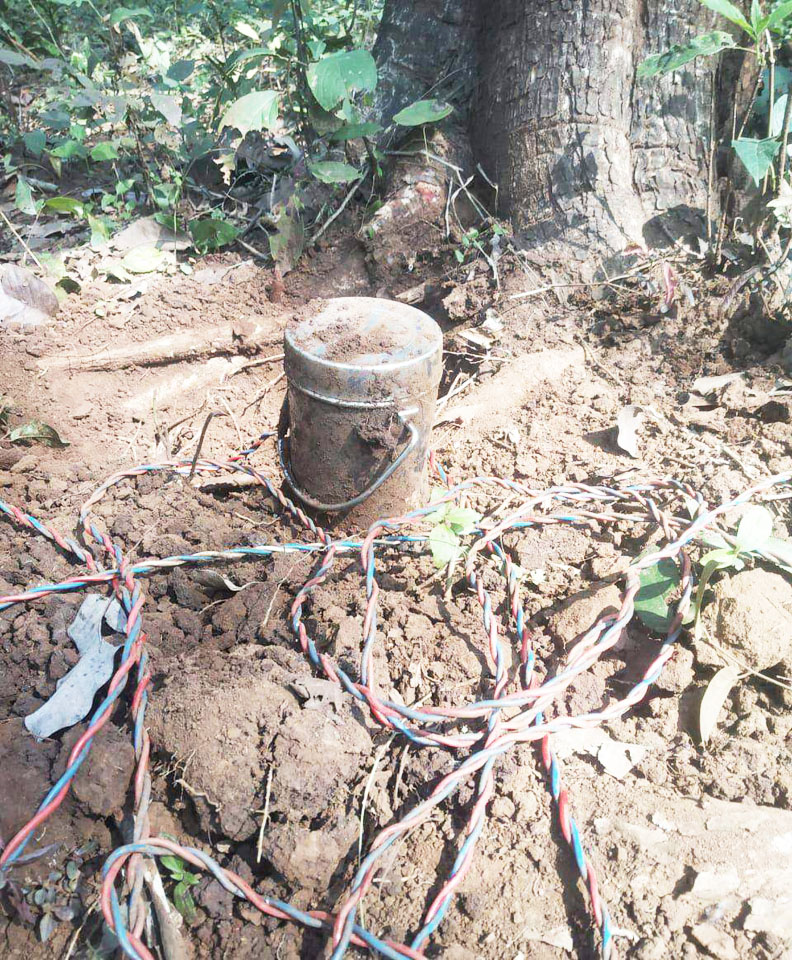 2 जगहों से टिफिन बम बरामद, किया निष्क्रिय