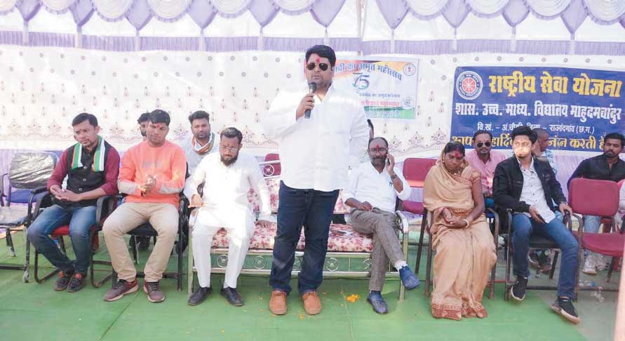 छात्र जीवन से ही देश की एकता और अखंडता के लिए काम करें-मुदलियार छात्र जीवन से ही देश की एकता और अखंडता के लिए काम करें-मुदलियार