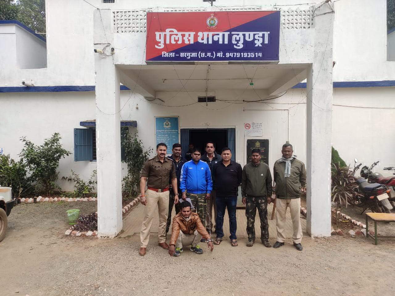 घर से पिकअप चोरी, गिरफ्तार