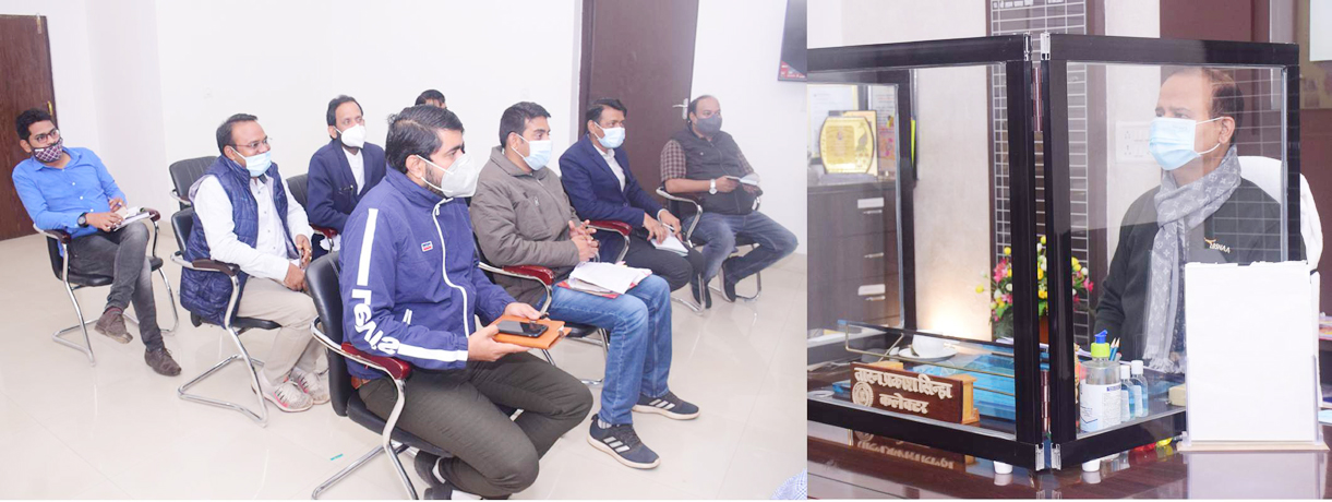 यात्रियों का चेकपोस्ट में जरूर करें कोरोना जांच यात्रियों का चेकपोस्ट में जरूर करें कोरोना जांच