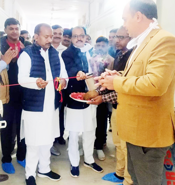 ऑपरेशन थियेटर एवं प्रसव कक्ष का उद्घाटन