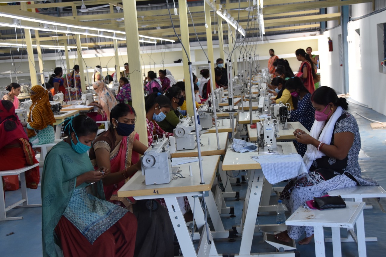 आजीविका मूलक कार्यों से रोजगार की लहर