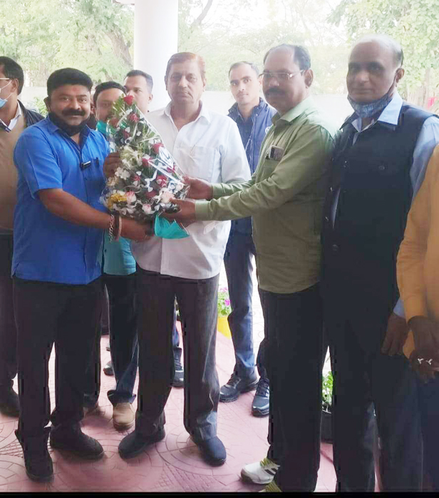 छग राज्य अल्पसंख्यक आयोग ने मंत्री अकबर से की मुलाकात छग राज्य अल्पसंख्यक आयोग ने मंत्री अकबर से की मुलाकात