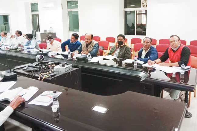    पंचायत उपचुनाव: मास्टर ट्रेनरों को प्रशिक्षण