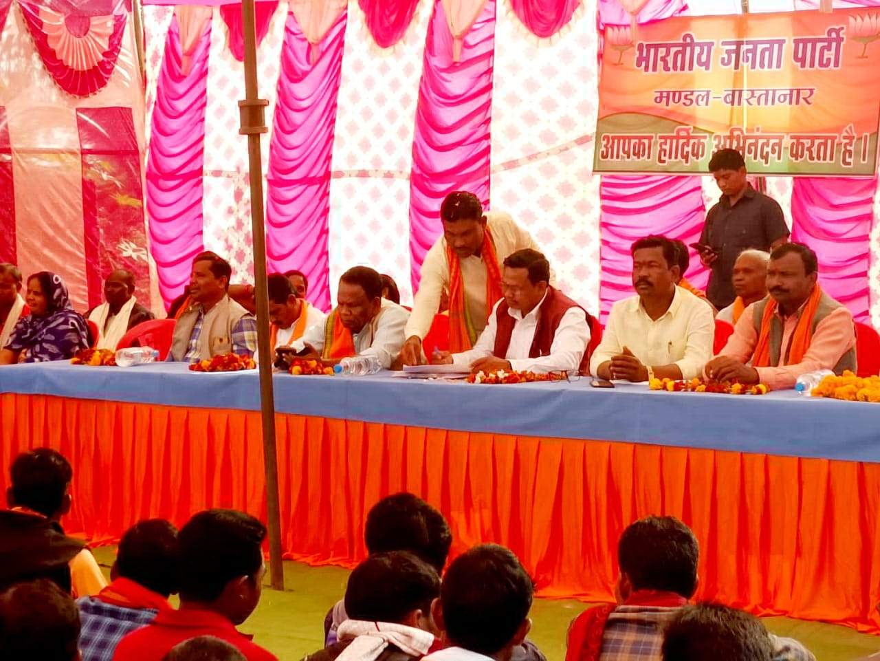 भूपेश सरकार की विफलताओं को हर व्यक्ति तक पहुंचने की जरुरत-नारायण