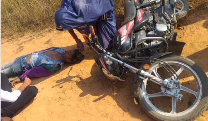 एक बाईक में 4 नाबालिक की सवारी, दो बाईकों में भिड़ंत में 1 मौत, 3 जख्मी