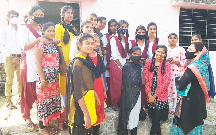 मुलमुला-भनसुली सडक़ जर्जर, पैदल चलना मुश्किल