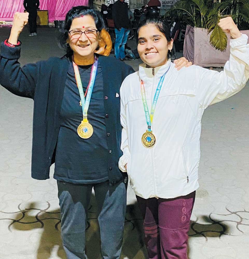 एमसीबी के खिलाडिय़ों ने जीते स्वर्ण, रजत और कांस्य पदक एमसीबी के खिलाडिय़ों ने जीते स्वर्ण, रजत और कांस्य पदक