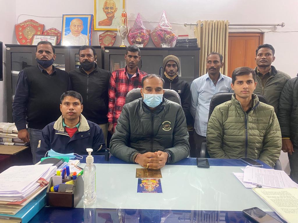 अलग-अलग जगहों से नशीली दवाईयों संग 5 बंदी