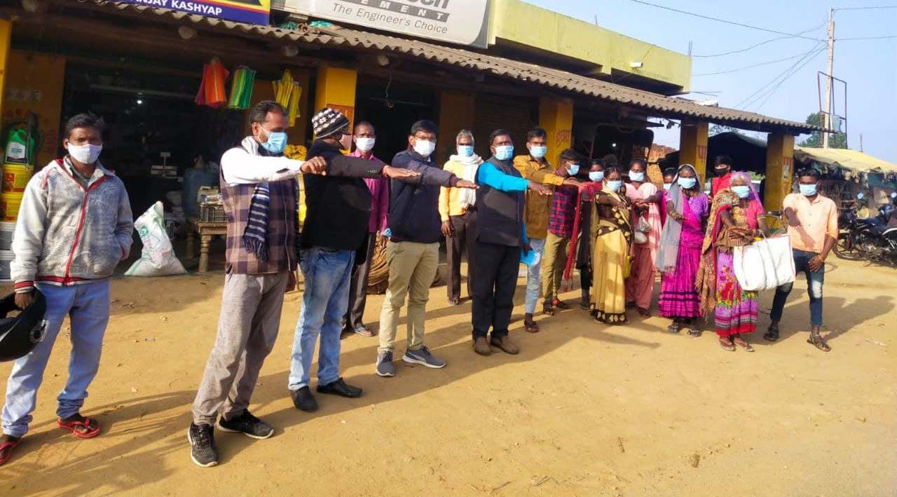 कोरोना नियम पालन करने की दिलाई शपथ