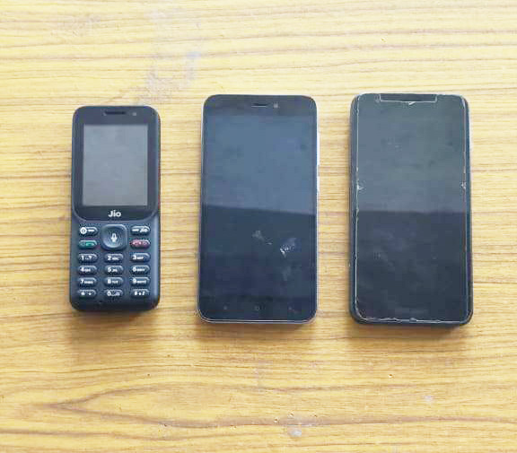 साप्ताहिक बाजार में पाकेट मारी करने वाले पकड़ाए