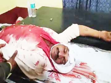उपचुनाव प्रचार करते दो पक्षों में चलीं लाठियां, मारपीट, 12 घायल उपचुनाव प्रचार करते दो पक्षों में चलीं लाठियां, मारपीट, 12 घायल